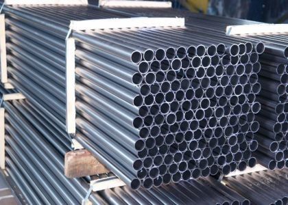 Tubo de aço sem costura com pintura preta para GB/T8163 petróleo e gás