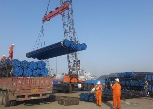 API 5L Resistência Elétrica de Aço ERW Tubo Soldado em Superfície nua / Pintura
