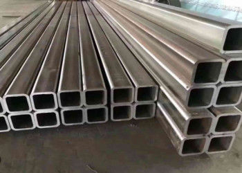 Seções tubulares de aço carbono galvanizadas / revestidas / pintadas para construção