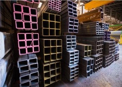 Q235 Secções ocas de aço com serviço de processamento de soldadura