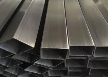 Técnica laminada a quente Tubo e tubo de aço inoxidável em forma de retângulo