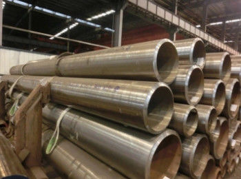 Sistema de tubos de aço ligado durável para uso industrial