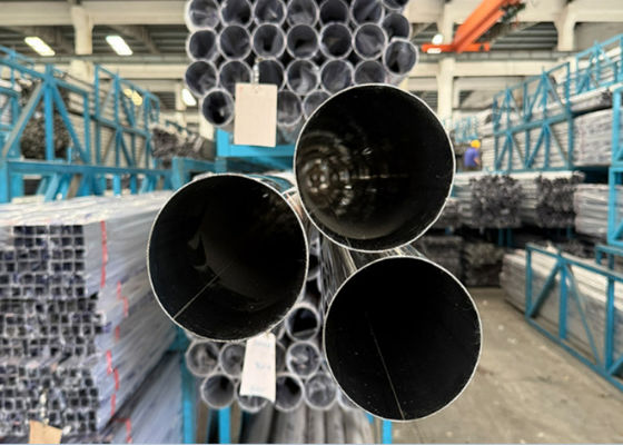 Tubo de aço ERW revestido com 3PE anti-corrosivo com acabamento de superfície de pintura