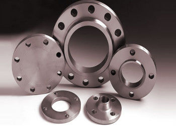 Flange Deslizante de 1/2'' - 48'' à Prova de Ferrugem com Superfície Oleada para Juntas de Tubos Seguras e Duráveis Classe 300