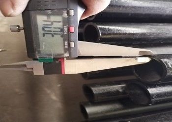 Tubo de aço sem costura ASTM A106 Laminado a quente 0,2-100mm