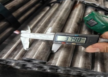 Tubo de Aço para Trocador de Calor 0.7-30MM Espessura da Parede Comprimento Personalizado
