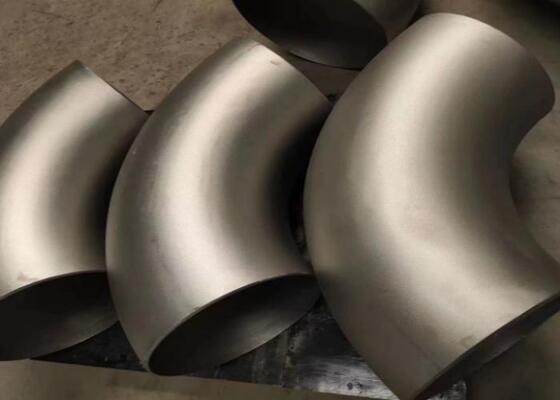 304 Tubos de aço inoxidável com conexão de soldadura de traseira Alta resistência à corrosão e tolerância de usinagem de precisão +/- 0,01 mm