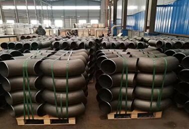 Acessórios para tubos de aço carbono de pressão a quente de grau WPB com elevada resistência à corrosão para tubulações industriais