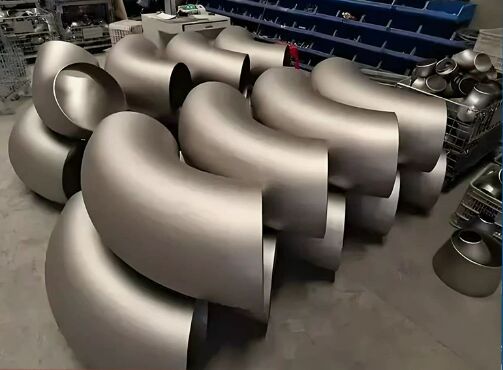 Acessórios para tubos de aço de alta resistência à corrosão com tolerância de usinagem de precisão +/- 0,01 mm e técnicas de prensagem a quente/a frio