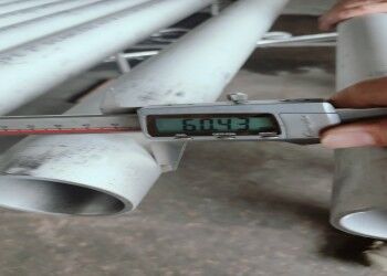 Tubo redondo sem costura de aço inoxidável com acabamento de superfície BA/2B/NO.1/NO.3/NO.4 para processamento químico e aplicações de qualidade alimentar