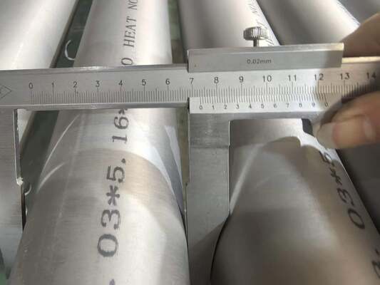 Tubo de aço sem costura de extremidades simples com espessura de parede de 2 mm a 60 mm para aplicações automotivas e aeroespaciais