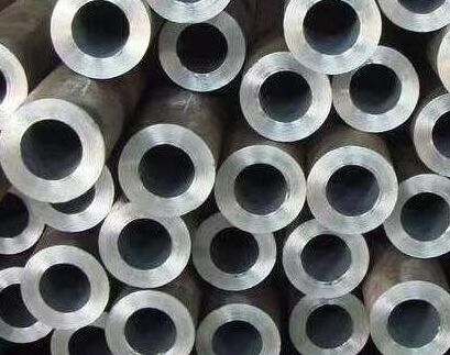 SCH80 Espessura da parede Tubo de aço sem costura com acabamento de superfície BA e comprimentos personalizados 1-12m