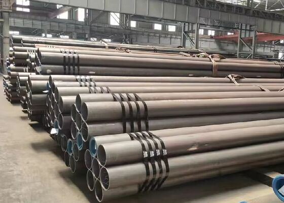Tubos de aço de liga resistente a altas temperaturas com acabamento de superfície polido e aquecido por solução para aplicações industriais